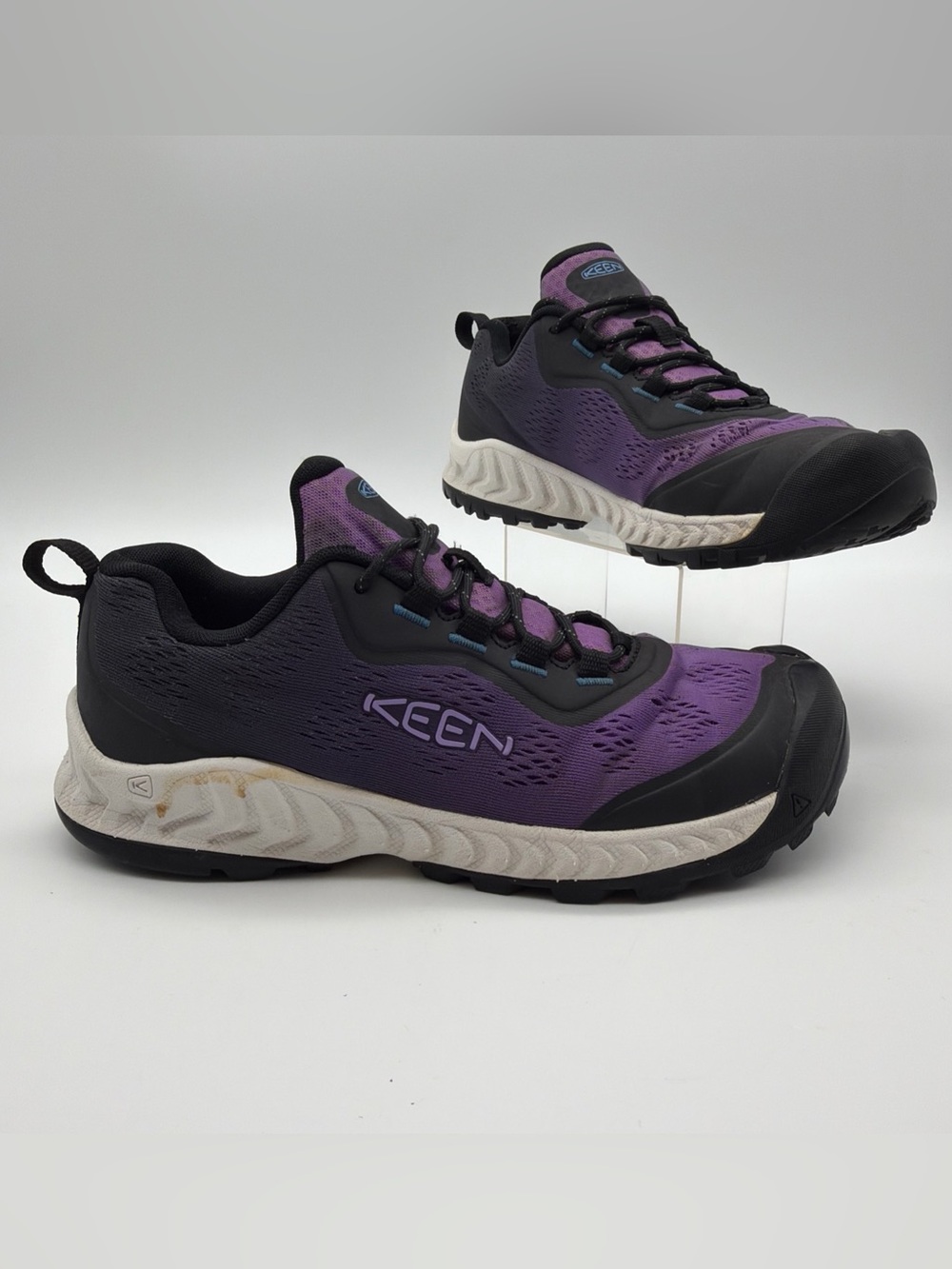 Keen Womens 9 NXIS Speed Low Top Hiking Shoes Vented Outdoor Sneakers Trail